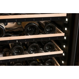 VINOTÉKA ECELLAR150